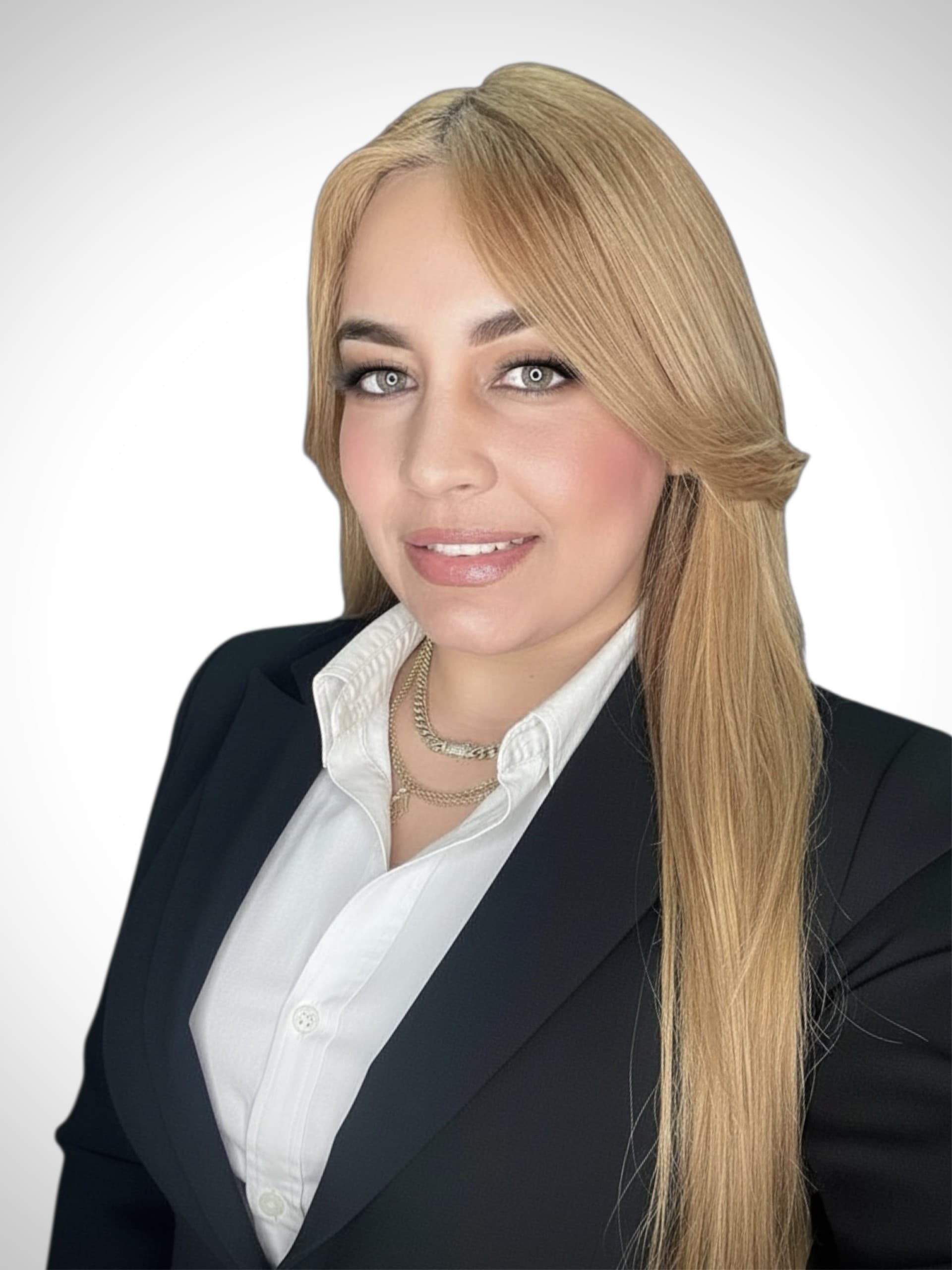 Estefani Betances — Principal Agent, Betances Agency Solutions